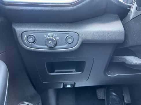 Used 2022 Chevrolet TrailBlazer ACTIV FWD image 19