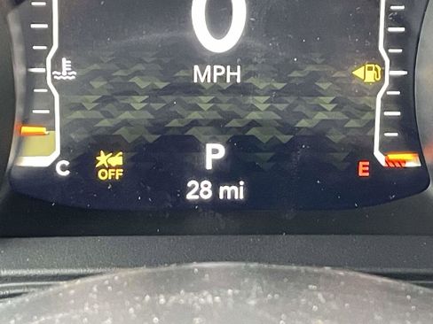 New 2026 Jeep Wrangler Unlimited Sahara AWD/4WD image 27