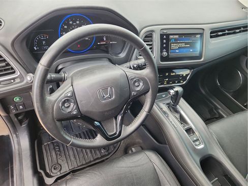 Used 2022 Honda HR-V EX-L image 10