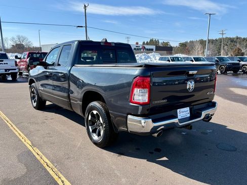 Used 2019 RAM 1500 Big Horn AWD/4WD image 3