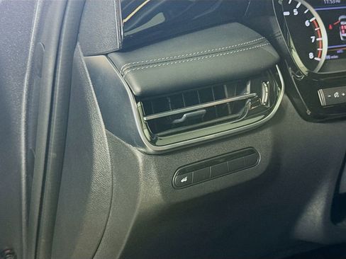 Certified 2025 INFINITI QX60 Pure image 12