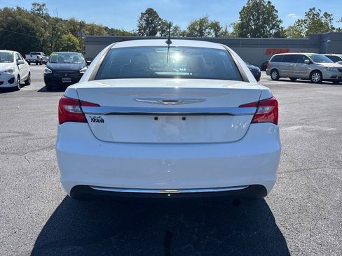 Used 2014 Chrysler 200 Touring w/ Cold Weather Group image 6