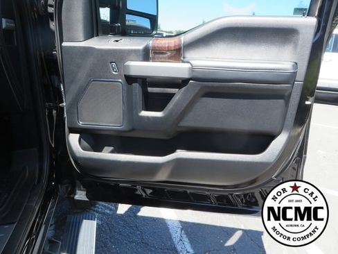 Used 2017 Ford F450 Platinum w/ FX4 Off-Road Package AWD/4WD image 58