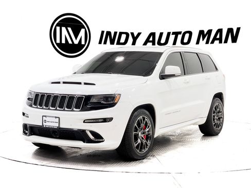 Used 2016 Jeep Grand Cherokee SRT image 8