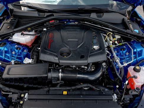 New 2025 Alfa Romeo Giulia w/ Driving Assist Package image 35