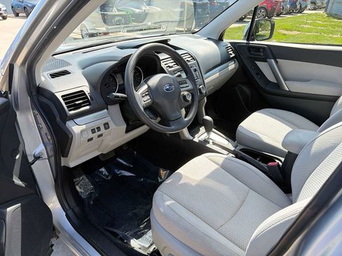 Used 2015 Subaru Forester 2.5i Premium w/ All-Weather Package AWD/4WD image 2