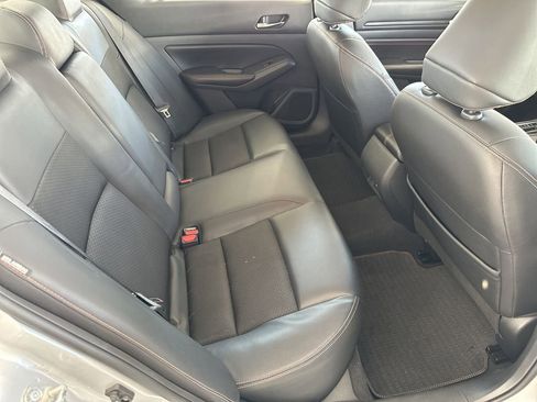 Used 2022 Nissan Altima 2.5 SR image 32