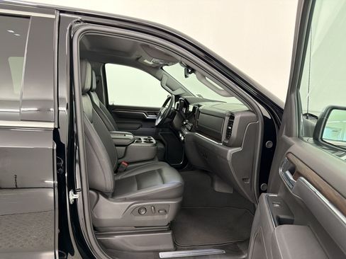 Used 2025 GMC Sierra 1500 SLT AWD/4WD image 26