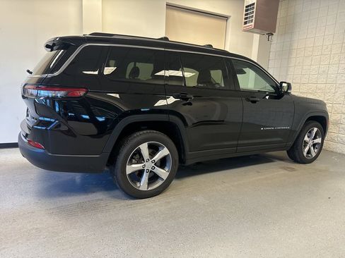 Used 2021 Jeep Grand Cherokee L Limited w/ Luxury Tech Group II image 23
