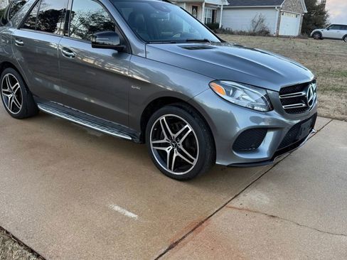 Used 2017 Mercedes-Benz GLE 43 AMG 4MATIC image 27
