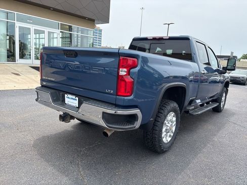 Used 2024 Chevrolet Silverado 2500 LTZ w/ LTZ Convenience Package AWD/4WD image 5