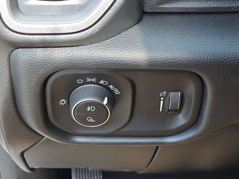 New 2026 RAM 2500 Tradesman AWD/4WD image 25