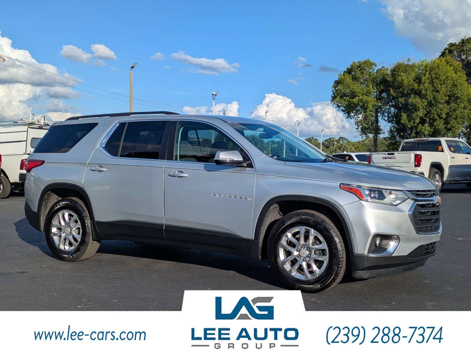 Used 2019 Chevrolet Traverse LT FWD image 1