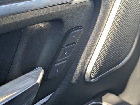 Used 2023 RAM 1500 Laramie AWD/4WD image 15