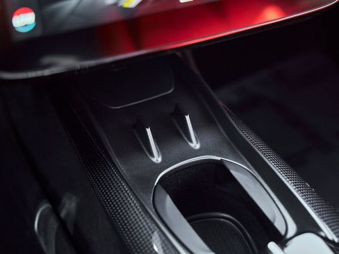 Used 2025 Ferrari 12Cilindri RWD image 60