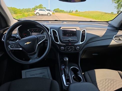 Used 2020 Chevrolet Equinox LT AWD/4WD image 9