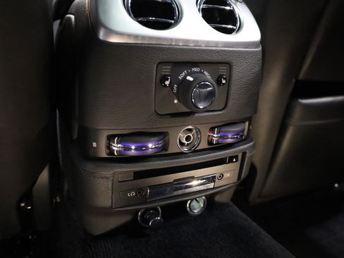 Used 2015 Rolls-Royce Ghost Base image 42