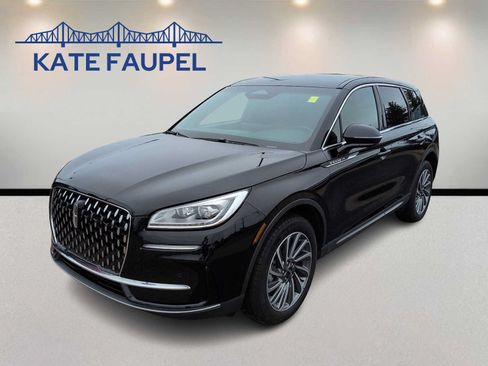 Used 2025 Lincoln Corsair Reserve AWD/4WD image 3