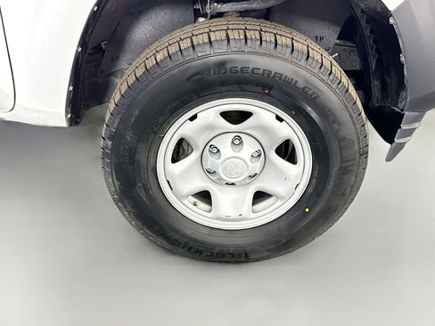 Used 2023 Toyota Tacoma SR RWD image 31