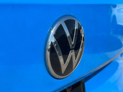 Certified 2023 Volkswagen Taos SE image 54