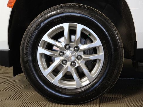 Used 2024 Chevrolet Tahoe LS AWD/4WD image 15