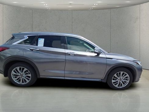 Used 2025 INFINITI QX50 Luxe AWD/4WD image 35
