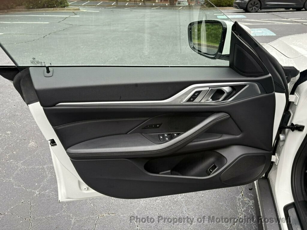 Used 2023 BMW i4 eDrive35 RWD image 10