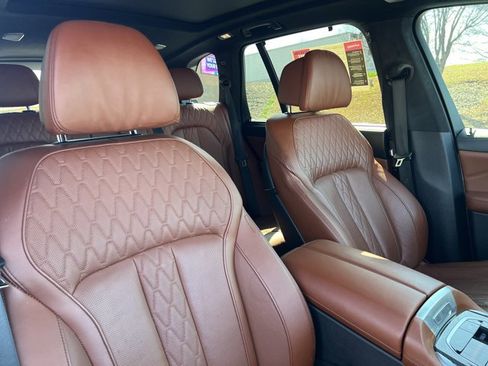 Used 2023 BMW X5 M50i w/ Executive Package image 22