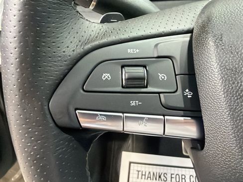 Used 2025 Cadillac XT4 Sport w/ LPO, Onyx Lite Package FWD image 35