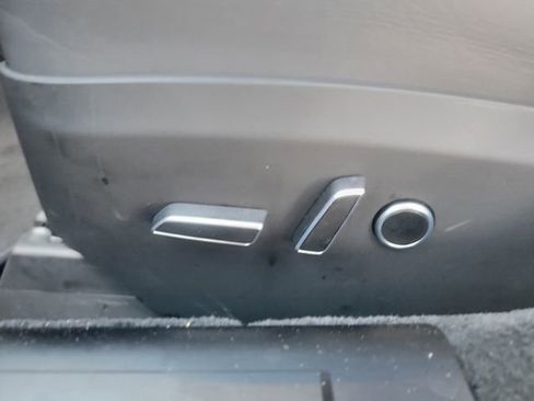 Used 2021 Tesla Model S Plaid image 24