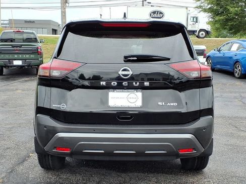 Certified 2023 Nissan Rogue SL w/ SL Premium Package AWD/4WD image 4