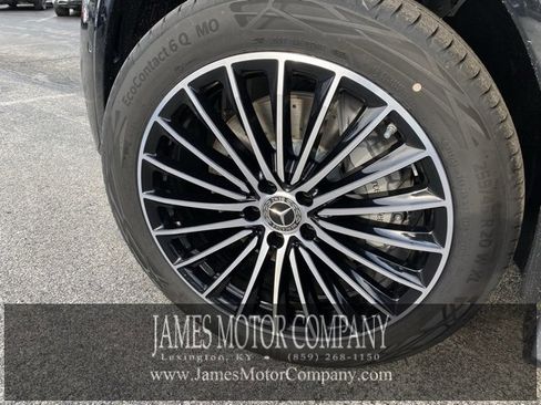 Certified 2025 Mercedes-Benz GLC 300 4MATIC image 9