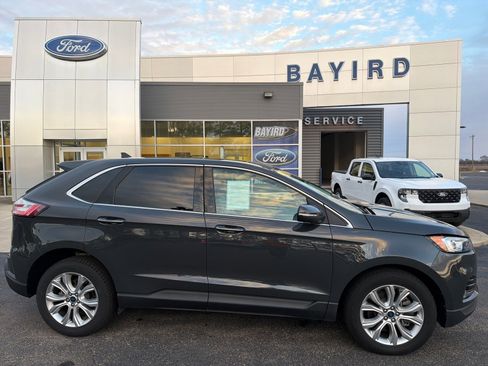 Used 2021 Ford Edge Titanium w/ Cargo Accessory Package FWD image 3