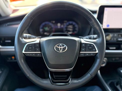 Used 2024 Toyota Grand Highlander Platinum image 17