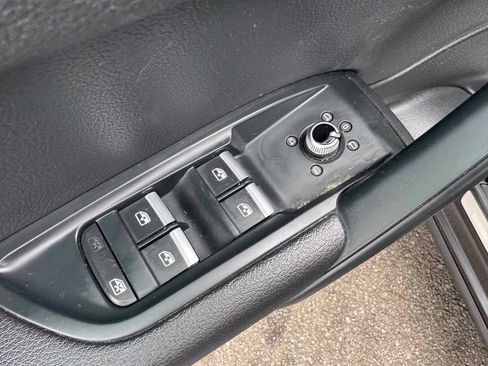 Used 2018 Audi Q5 2.0T Premium Plus AWD/4WD image 29