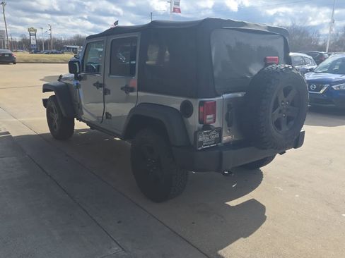 Used 2017 Jeep Wrangler Unlimited Sport w/ Quick Order Package 24S image 6