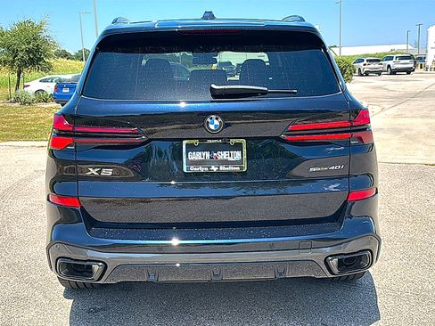 New 2026 BMW X5 sDrive40i w/ M Sport Package RWD image 7
