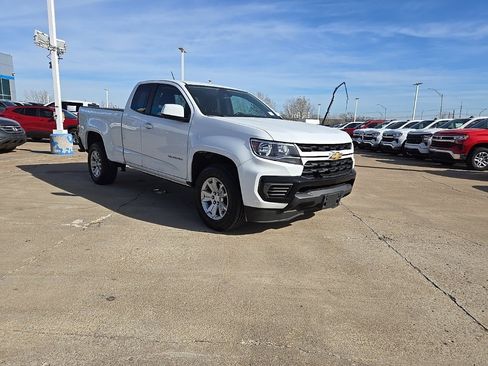 Used 2021 Chevrolet Colorado LT w/ Fleet Safety Package image 7