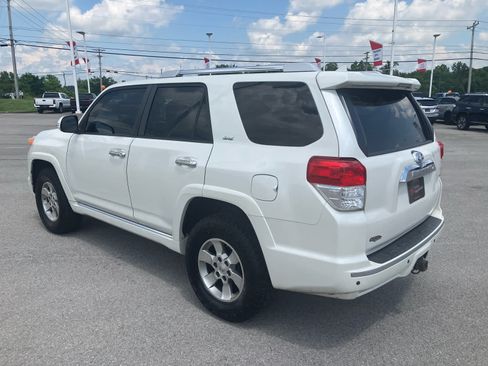 Used 2013 Toyota 4Runner SR5 w/ Convenience Pkg AWD/4WD image 5