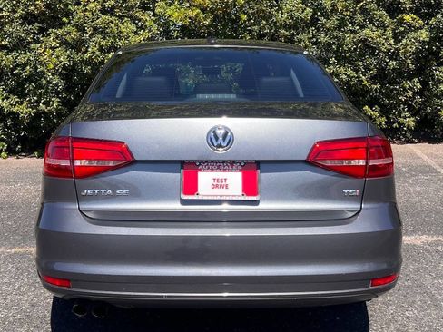 Used 2015 Volkswagen Jetta SE image 6