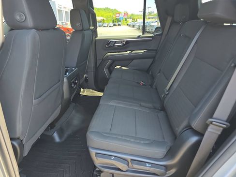 Used 2025 Chevrolet Tahoe LS AWD/4WD image 16