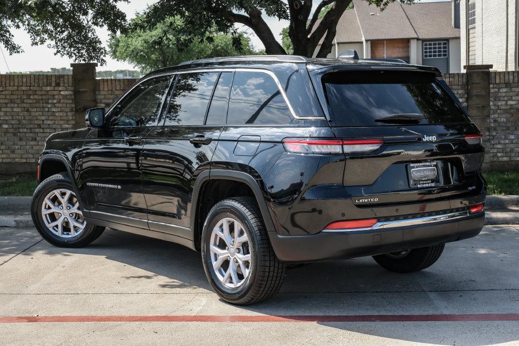 Used 2022 Jeep Grand Cherokee Limited AWD/4WD image 20