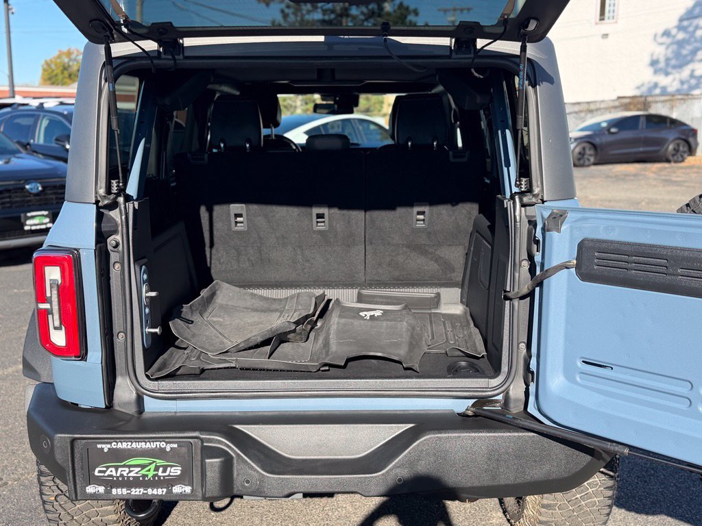 Used 2024 Ford Bronco Outer Banks w/ Sasquatch Package AWD/4WD image 10
