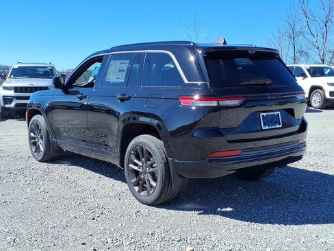 New 2026 Jeep Grand Cherokee Limited Reserve image 3