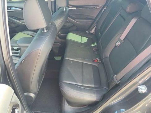 Certified 2025 Kia Seltos SX w/ SX Sunroof Package AWD/4WD image 12