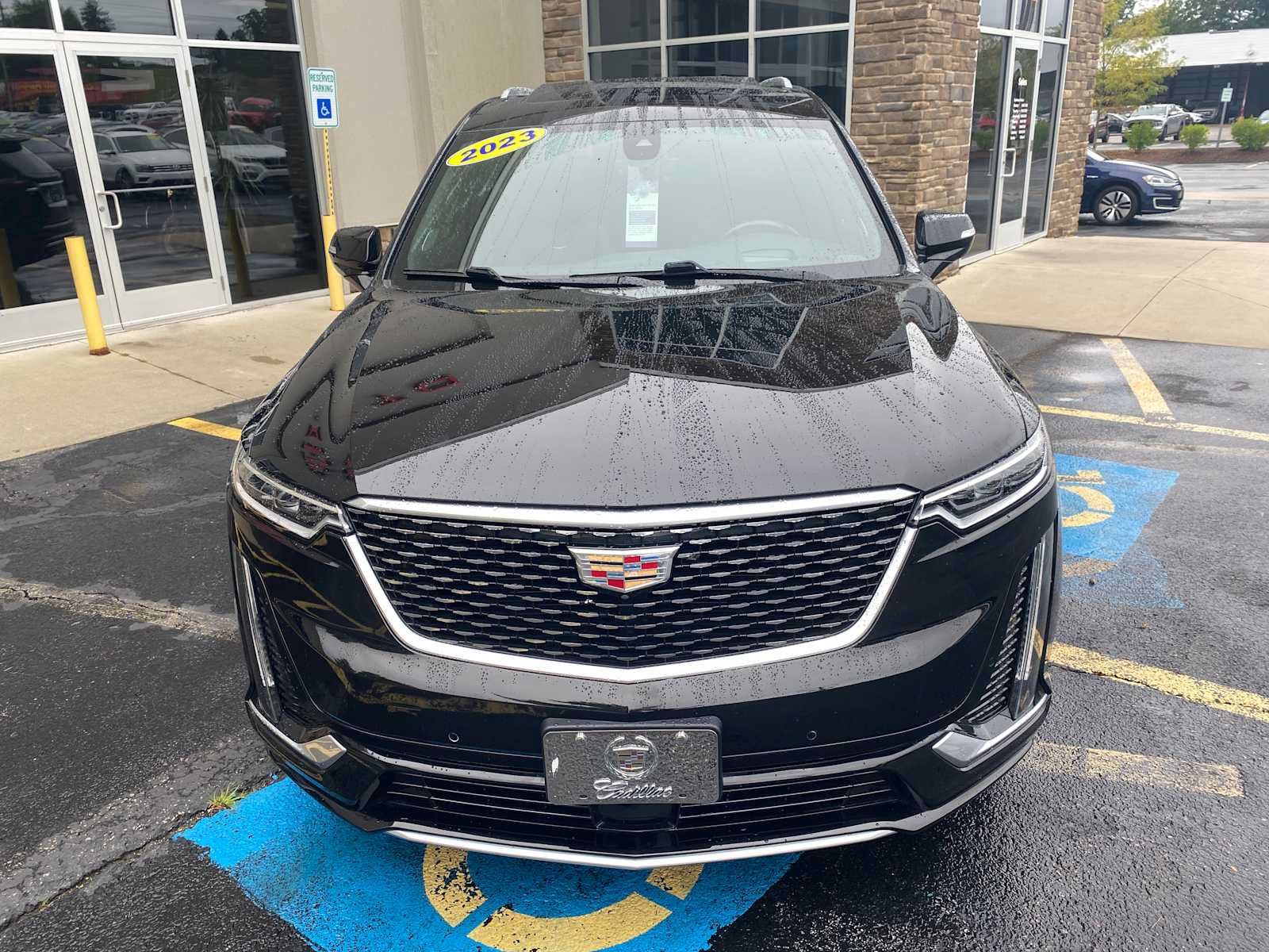 Used 2023 Cadillac XT6 Premium Luxury w/ Technology Package AWD/4WD image 12