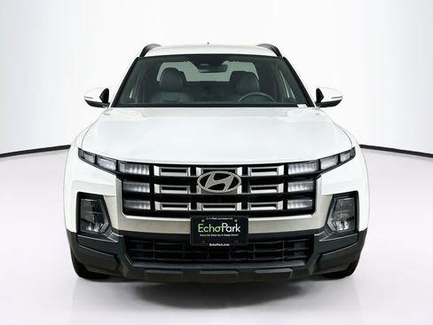 Used 2025 Hyundai Santa Cruz SEL FWD image 2