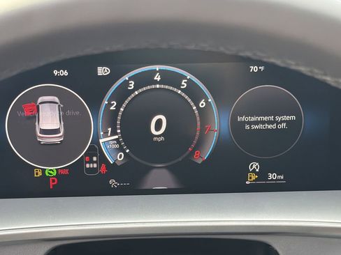 New 2026 Volkswagen Tiguan SE R-Line FWD image 29