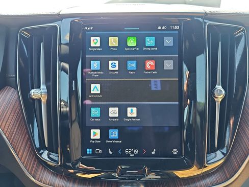 Used 2023 Volvo XC60 B5 Ultimate w/ Protection Package Premier image 25