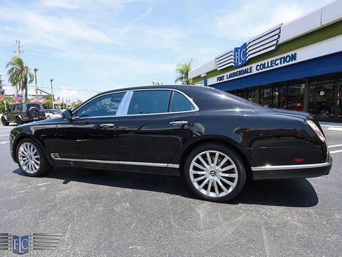 Used 2017 Bentley Mulsanne RWD image 6